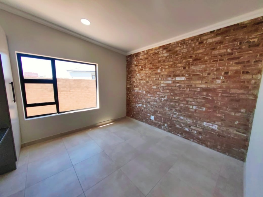 2 Bedroom Property for Sale in Waterberry Estate North West